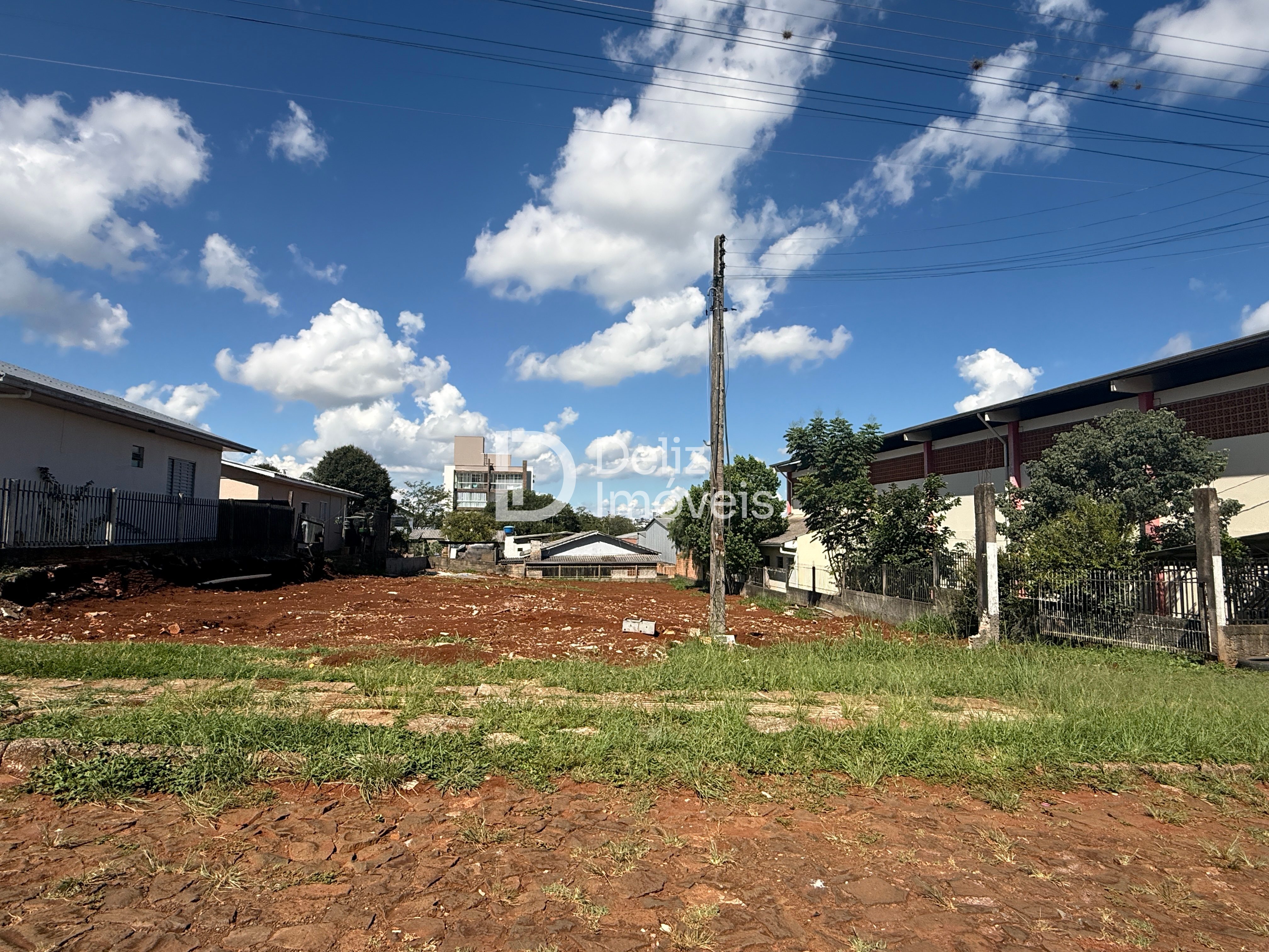 Terreno plano de 864m² — o espaço ideal para construir e valorizar