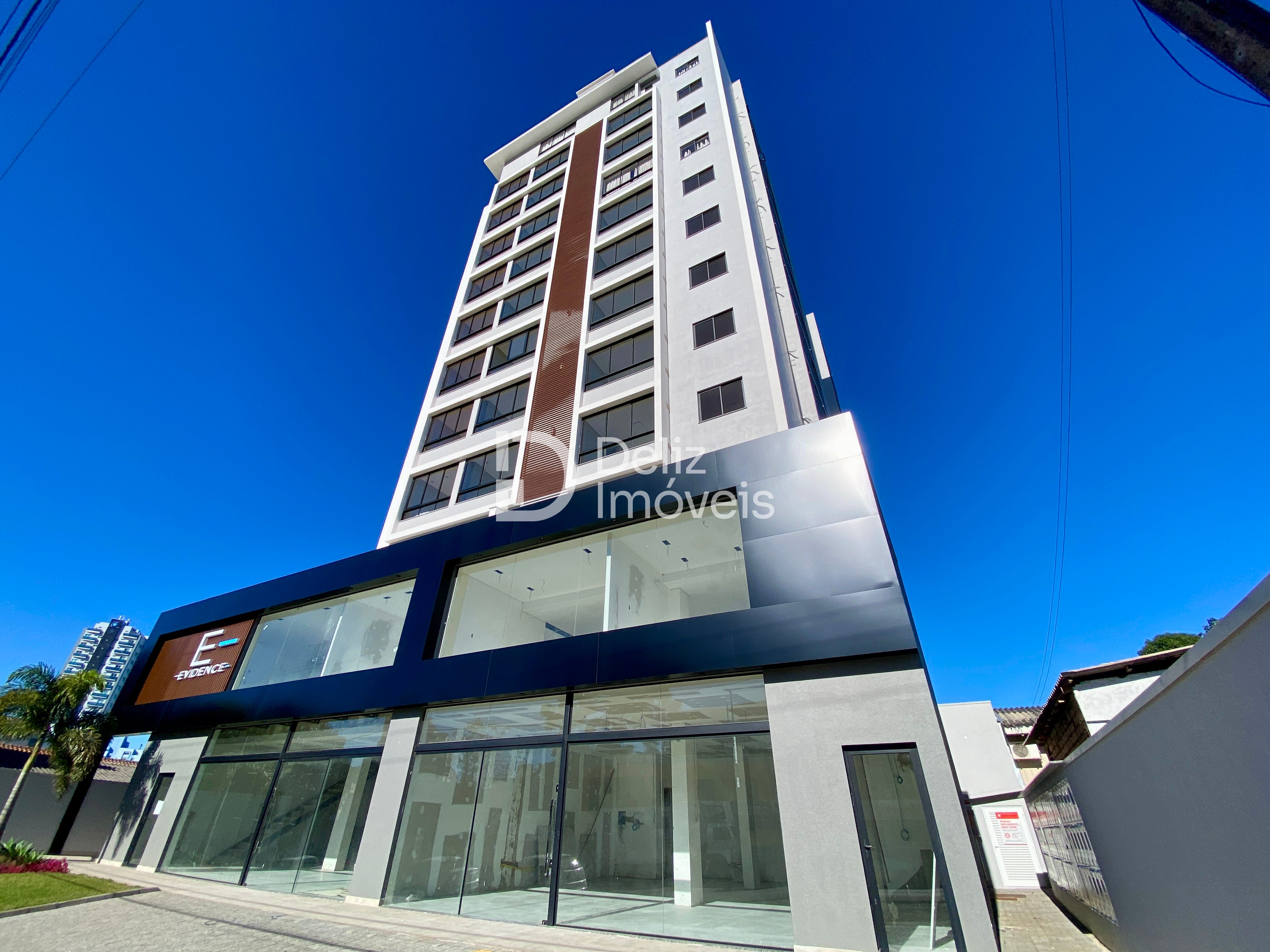 Apartamento à venda no Edifício Evidence em Xanxerê | Semi mobiliado com 2 demi suítes - Foto 2